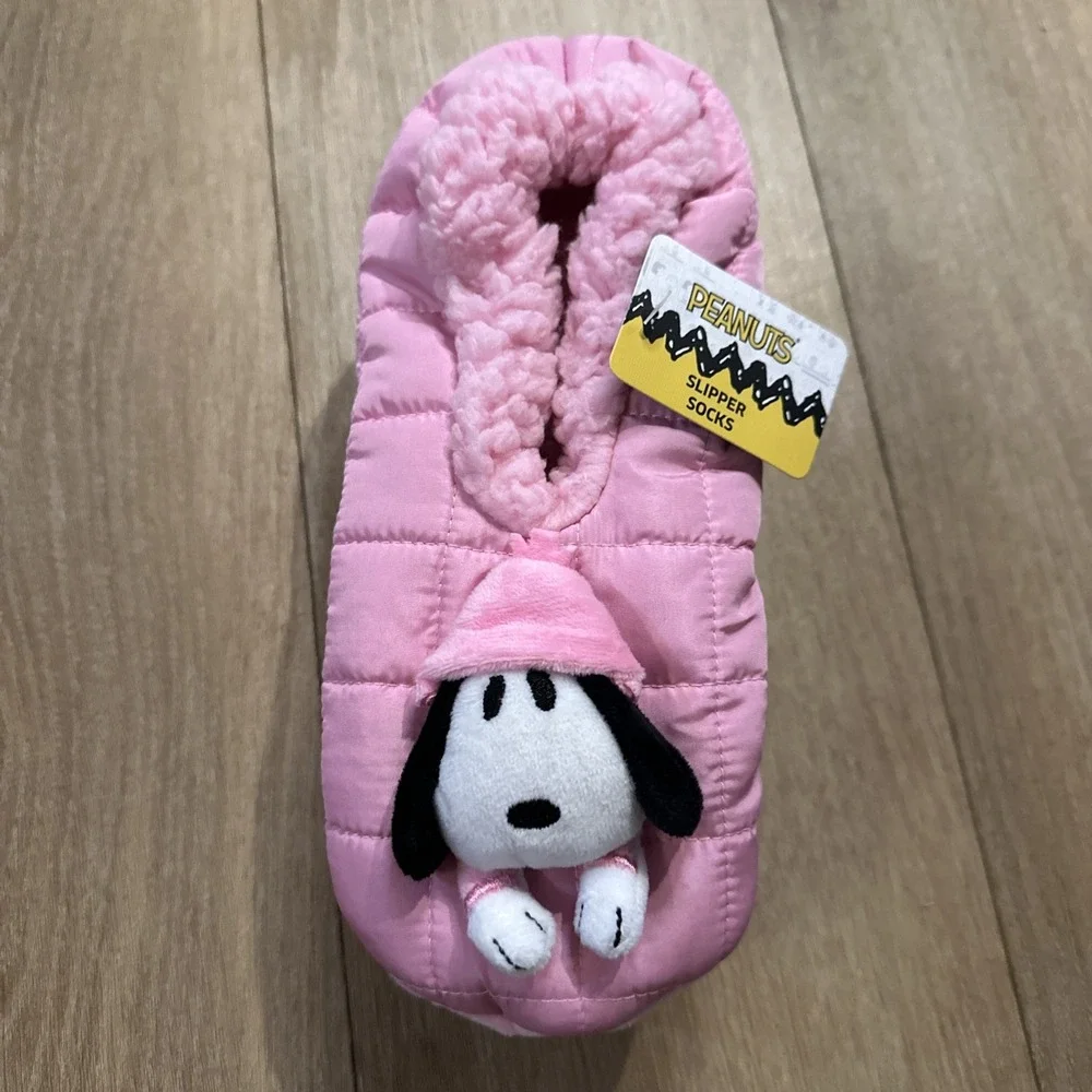 Snoopy Slipper Socks Women's‎ Gripper House Socks S/M Peanuts Valentines 2026